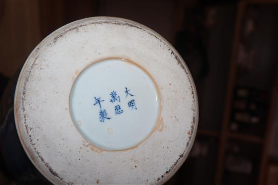 A pair of Chinese porcelain wucai jars and covers, late 19th/early 20th century height 36cm (a.f.)